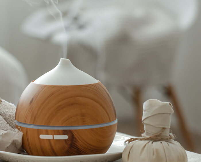 空間に香りを広げる